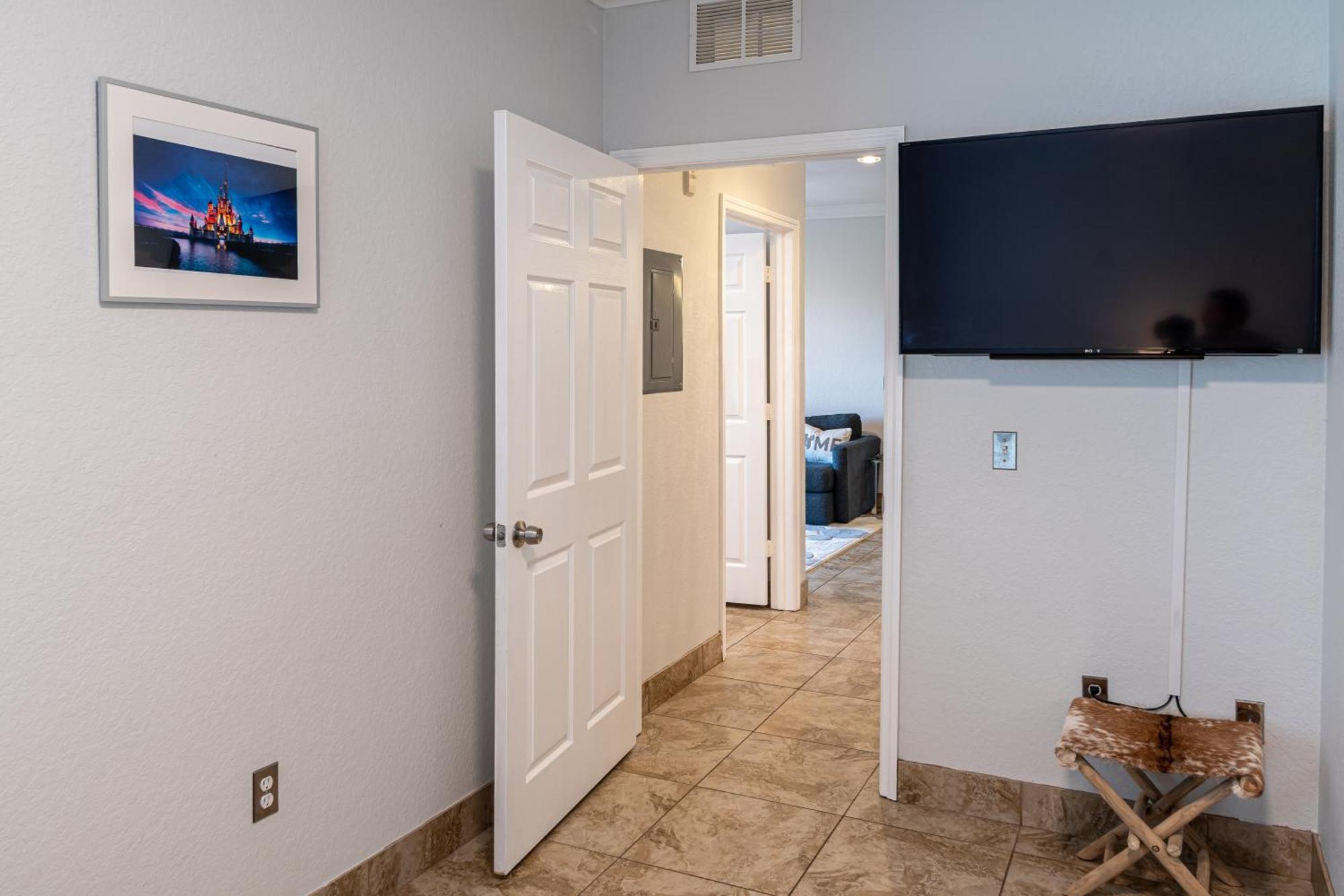 Apartment 3 Bedroom In Tuscana Resort , 15" From Disney Киссимми Экстерьер фото