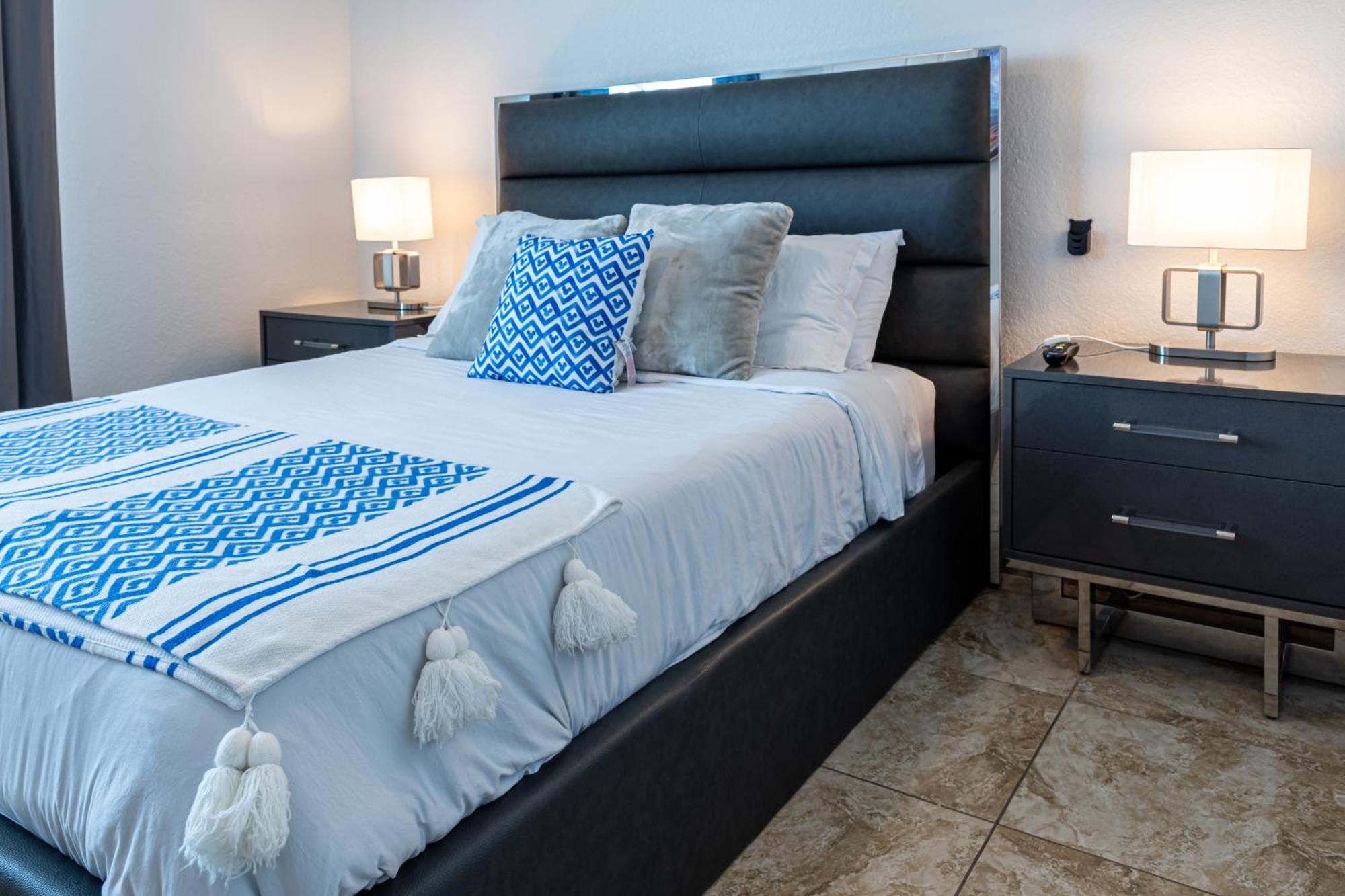 Apartment 3 Bedroom In Tuscana Resort , 15" From Disney Киссимми Экстерьер фото