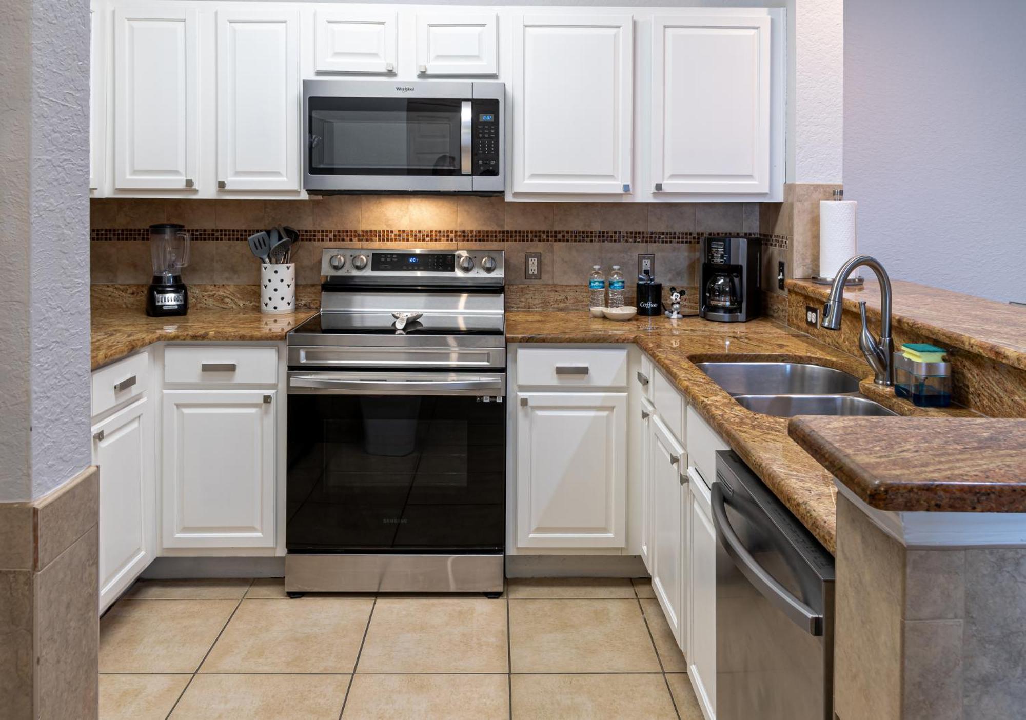 Apartment 3 Bedroom In Tuscana Resort , 15" From Disney Киссимми Экстерьер фото